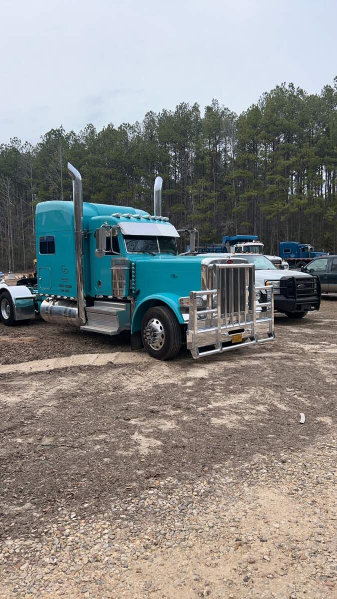 Peterbilt 378 379 Herd Defender Bumper IN STOCK! - Image 2